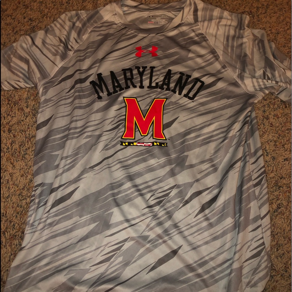 UMD grey t shirt
